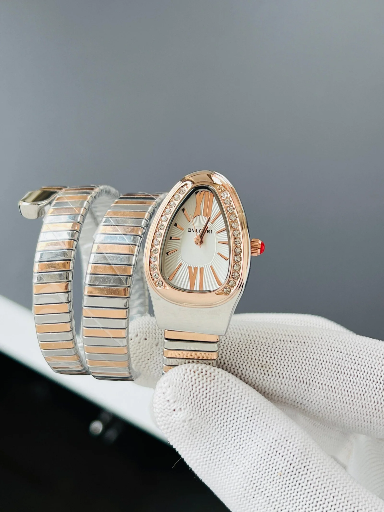 Bvlgari Serpenti First Copy Watch for Her India Jaipur (2) Bvlgari Serpenti First Copy Watch for Her India Jaipur