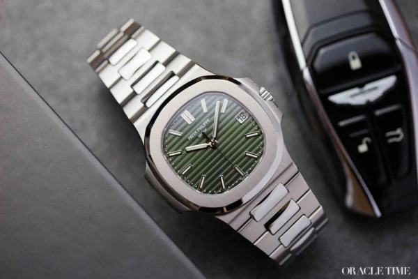 Patek Philippe Watch India Green Dial Buy in Kolkata (2) Patek Philippe Watch India Green Dial Buy in Kolkata