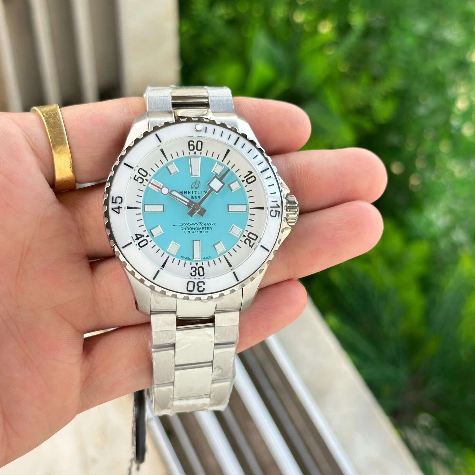 Bold Elegance with Breitling Superocean First Copy (5) Bold Elegance with Breitling Superocean First Copy