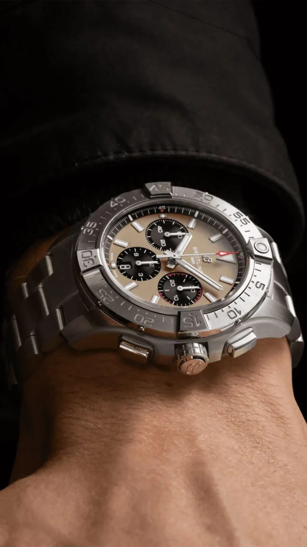 Breitling Avenger 44 Watch India | Premium in Mumbai Breitling Avenger 44 Watch India | Premium in Mumbai