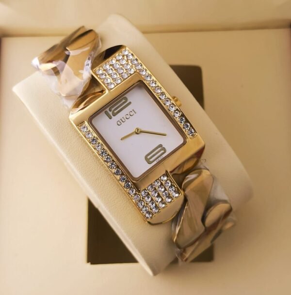 Gucci First Copy Watch at Zest Shop in Maharashtra