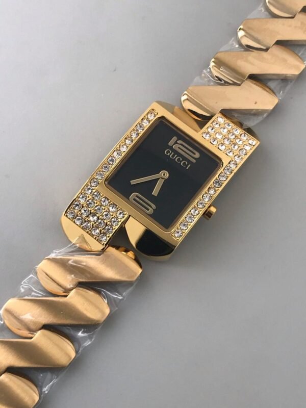 Gucci First Copy Watch at Zest Shop in Nagpur