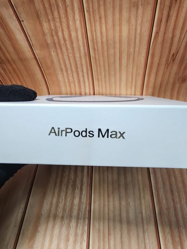 AirPods Maxx First Copy in Gujrat at Zest Shop