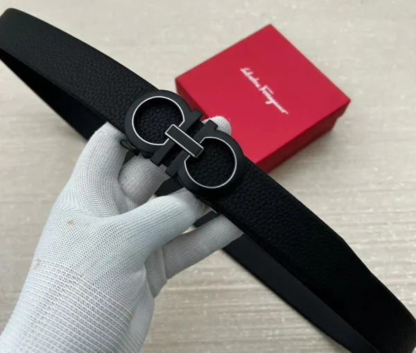 Salvatore Ferragamo Gancini Buckle Black Premium Belt Compact Edition 7AA First Copy