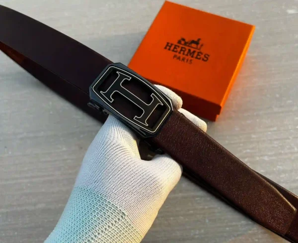 Hermès Reversible Buckle Black & Brown Premium Belt Compact Edition 7AA First Copy